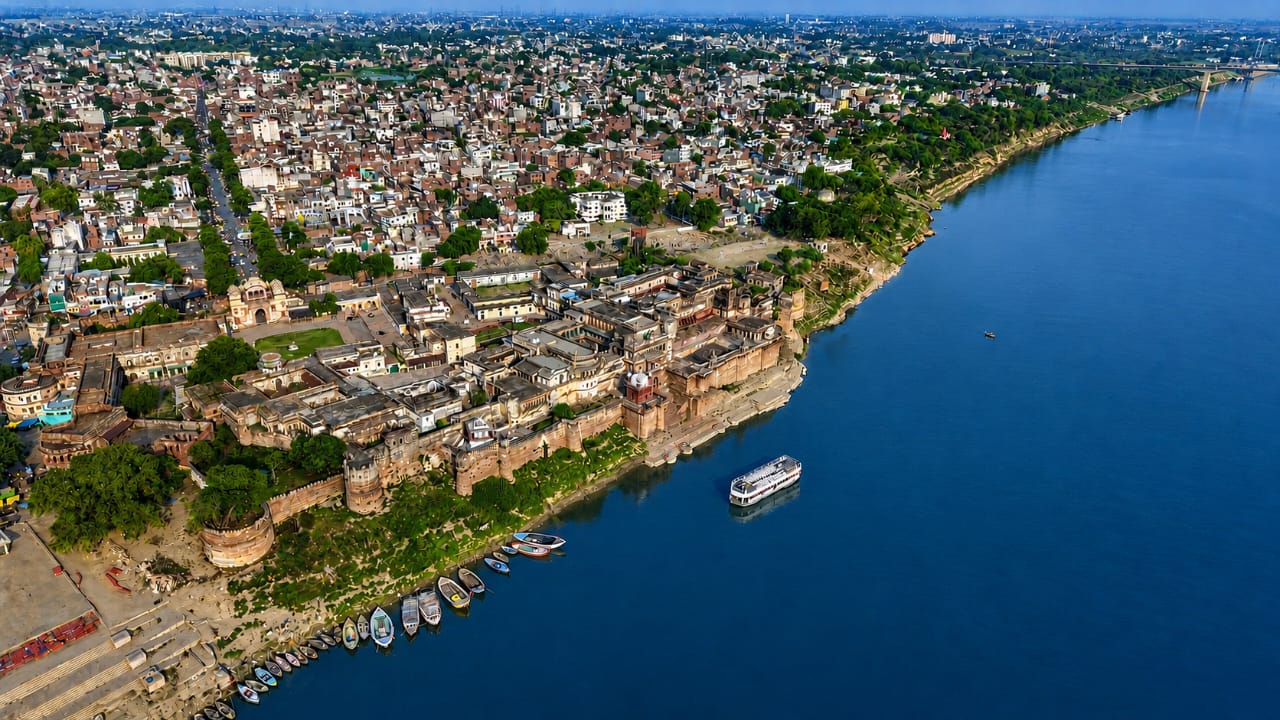 Ramnagar Fort and the private ghat from above